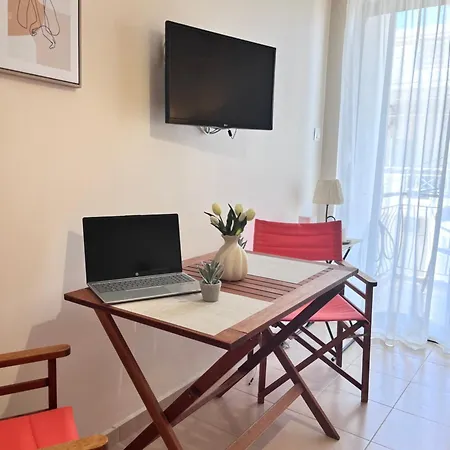 Almyra Apartamento Kyparissia