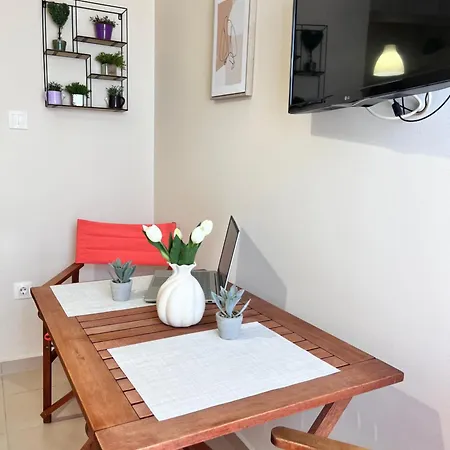 Almyra Apartamento *